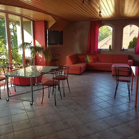 Szigeti Apartmanhaz بيتْش المظهر الخارجي الصورة