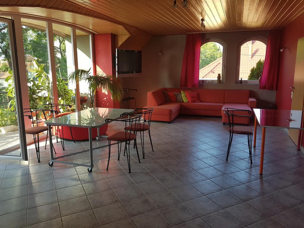 Szigeti Apartmanhaz بيتْش المظهر الخارجي الصورة